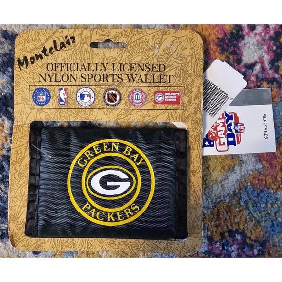 Green Bay Packers Game Day Nylon Trifold Wallet NEW OLD STOCK - Picture 1 of 2